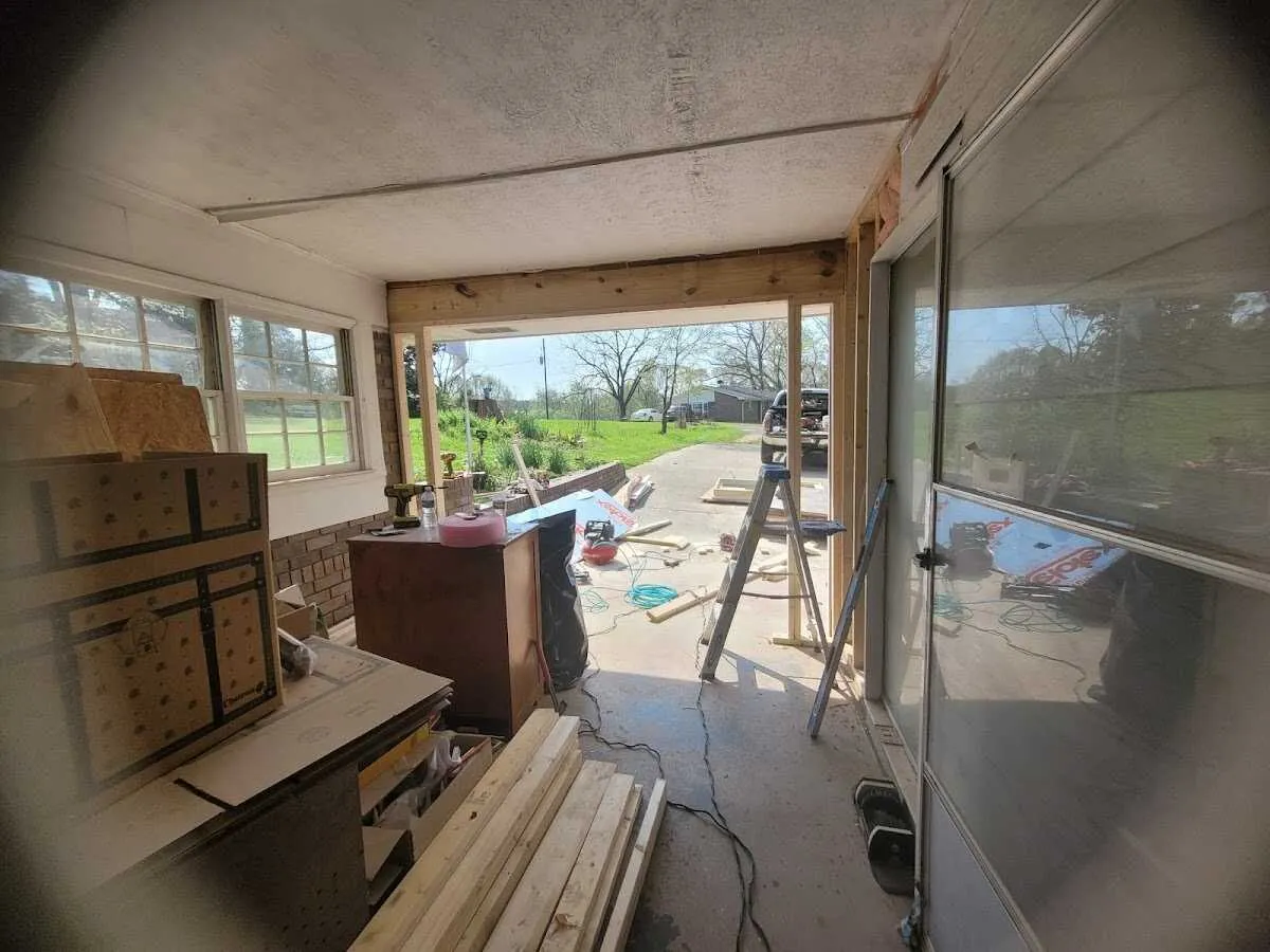 Air movers and dehumidifier for Water Mitigation Services in Hollywood